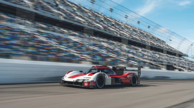 SPECIAL - Porsche zet drie fabrieks-963’s in tijdens 24 Hours Le Mans Centenary