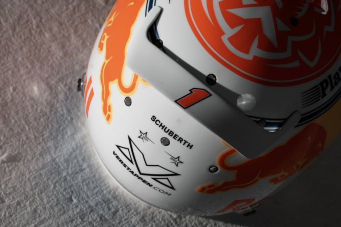 2_Max_Verstappen_helm_2023