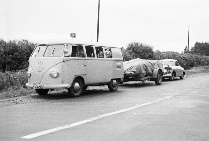 Volkswagen ID. Buzz en de Porsche Renndienst Volkswagen-bus foto 6