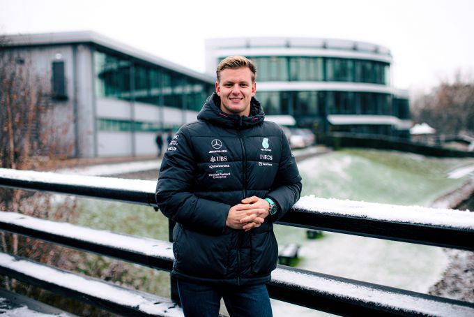 Mick_Schumacher_Mercedes_F1
