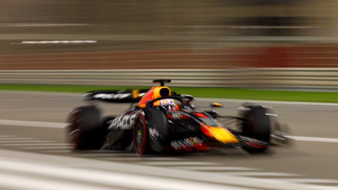 UITSLAG: Max Verstappen wint Grand Prix van Bahrein