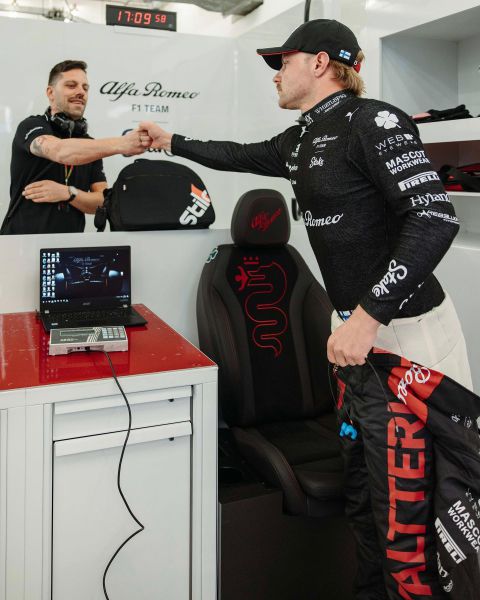 Valtteri Bottas F1 Alfa Romeo foto 2