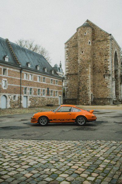 De Grootse Detour derde editie Porsche Tour of Legends foto 10 Abdij van Stavelot