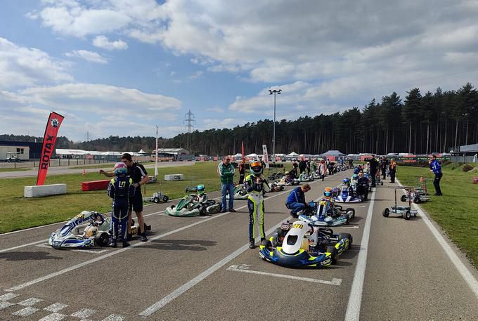 Mitchell van Dijk startgrid