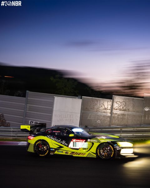 ADAC TotalEnergies 24h Nurburgring 2023 Mercedes nacht