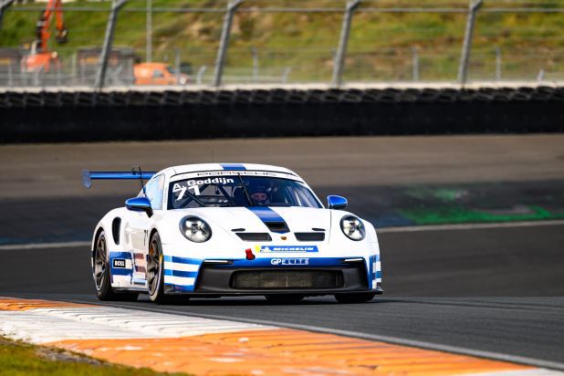Seizoensopener Porsche Sprint Challenge Benelux Circuit Zandvoort foto 2
