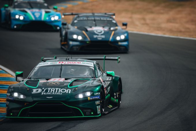 24H Le Mans 2023 Aston Martin Vantage foto 7