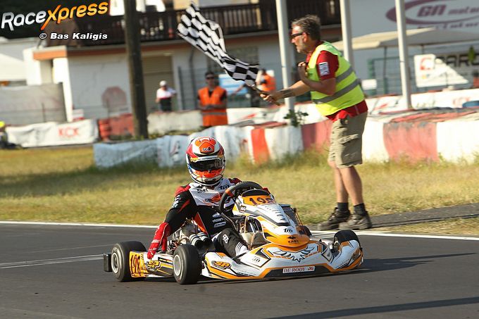 Jeroen Bos wint met SP Motorsport NK karting in Kerpen