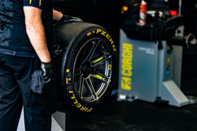 Fanatec GT World Challenge Europe Powered by AWS 2023 Nürburgring Foto 7