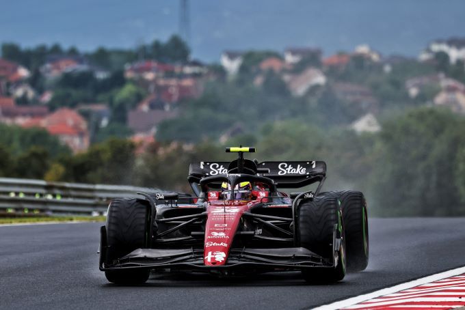 Alfa_Romeo_actie_front_2023_Hungarian_Grand_Prix