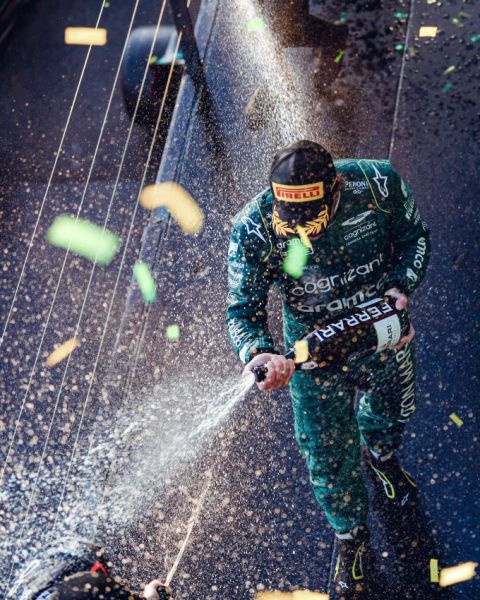 Fernando Alonso F1 Aston Martin Foto 4
