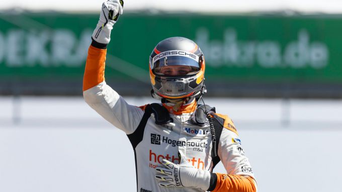Porsche Carrera Cup Deutschland Lausitzring zaterdagrace Foto 2 Loek Hartog