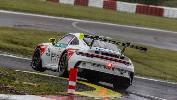 Porsche Carrera Cup Deutschland Nürburgring Foto 4 Morris Schuring