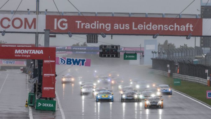 Porsche Carrera Cup Deutschland Nürburgring Team GP Elite Foto 2 start actie
