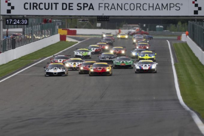 Team RaceArt-Kroymans zegeviert in Spa-Francorchamps foto 2