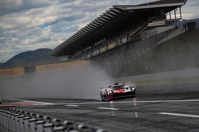 FIA World Endurance Championship (WEC) 6 Hours of Fuji Wisselende weersomstandigheden