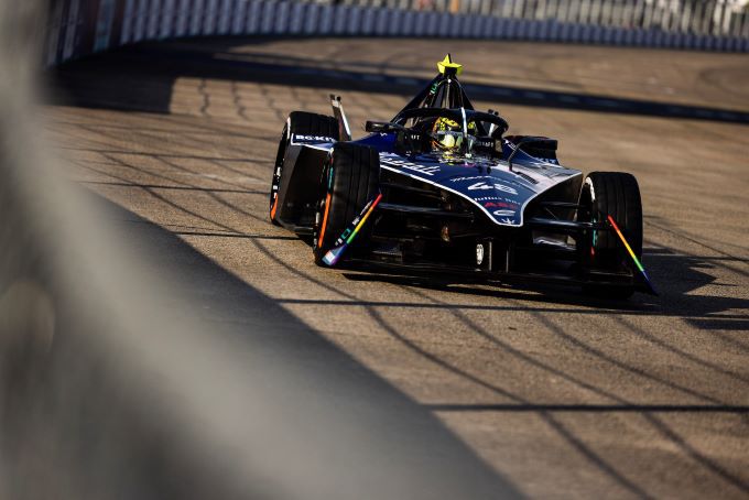 Maserati MSG Racing en Edoardo Mortara foto 2