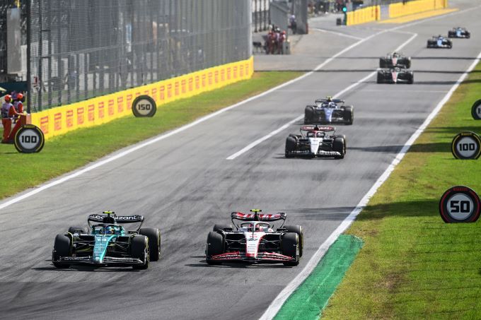 Aston Martin F1 Fernando_Alonso_1e_chicane Monza