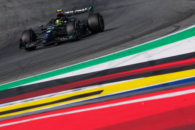 Mercedes_Lewis_Hamilton