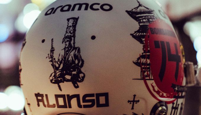 Fernando Alonso F1 Japan helmet