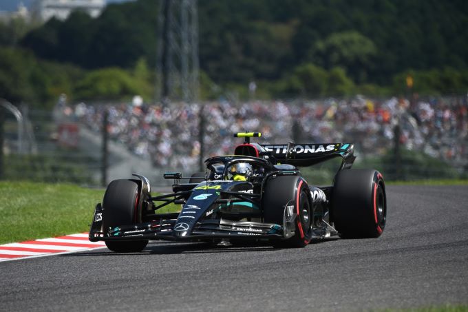 Lewis_Hamilton_actie_F1 Mercedes