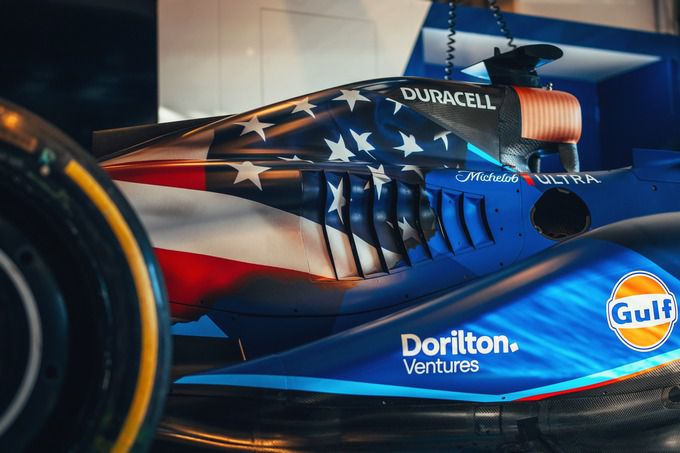 Stars and Stripes livery Williams Racing F1-auto's Albon Sargeant USA Grand Prix