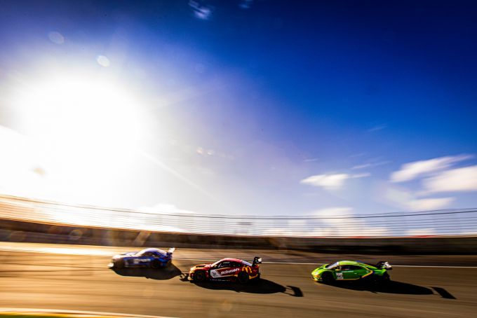 Fanatec GT World GT Championship EU powered by AWS Sprint Cup Round 10<br />
Circuit Zandvoort Foto Nr11