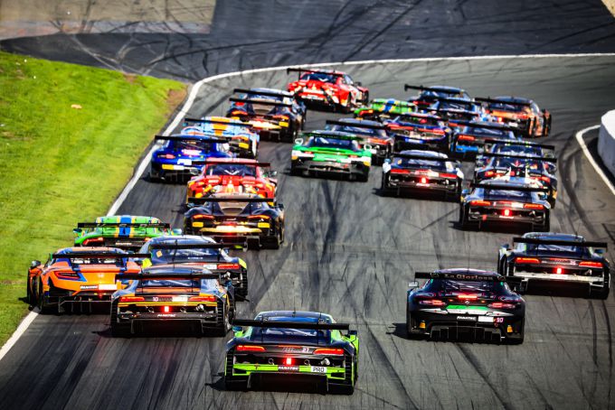 Fanatec GT World GT Championship EU powered by AWS Sprint Cup Round 10<br />
Circuit Zandvoort Foto Nr21