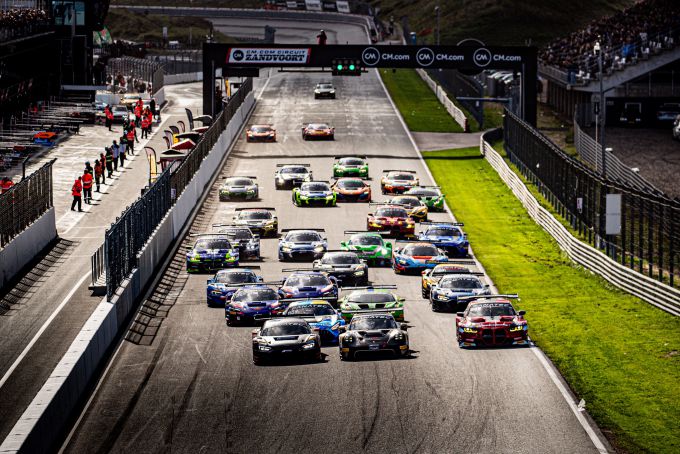 Fanatec GT World GT Championship EU powered by AWS Sprint Cup Round 10<br />
Circuit Zandvoort Foto Nr9