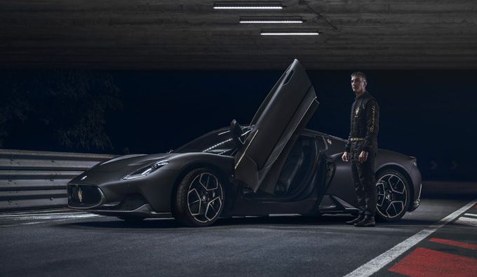 Maserati MC20 Notte