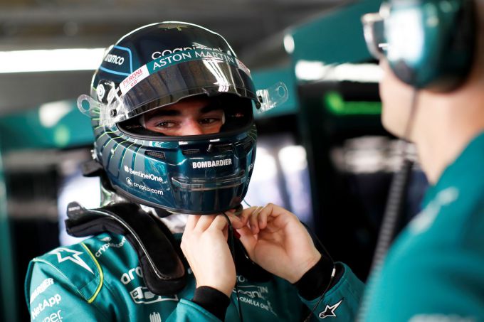 Lance Stroll F1 Aston Martin Foto 3 met helm