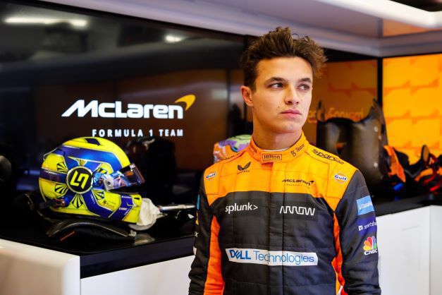 Lando_Norris_McLaren_F1_portret_en_helm