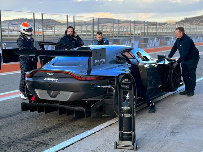 Aston Martin Comtoyou Racing