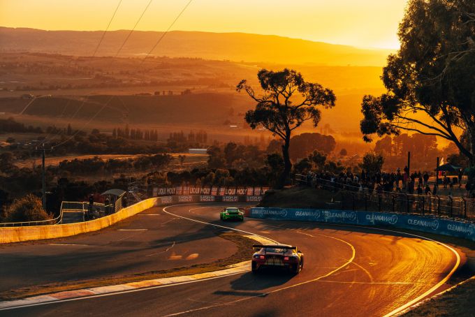 Bathurst 12 Hours avondzon