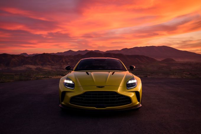 Aston Martin Vantage intro febr 2024 Foto 2