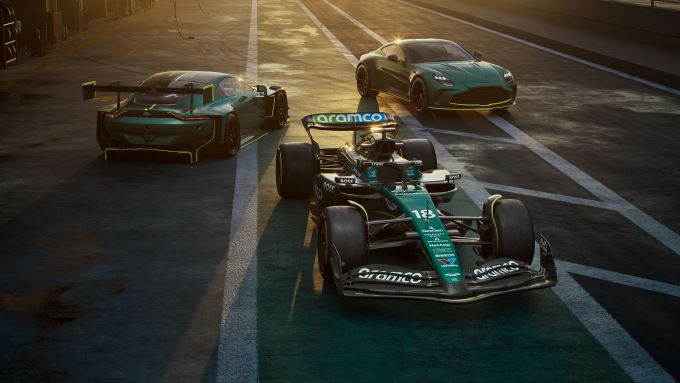 Aston Martin onthulling Silverstone 3 kroonjuwelen Foto 4