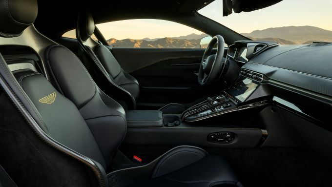 Aston Martin Vantage intro febr 2024 Foto 6