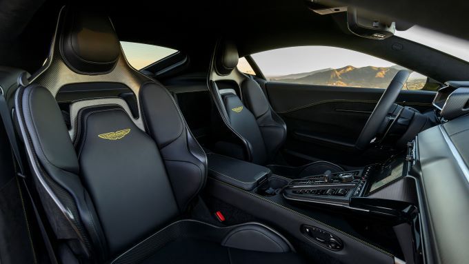 Aston Martin Vantage intro febr 2024 Foto 7