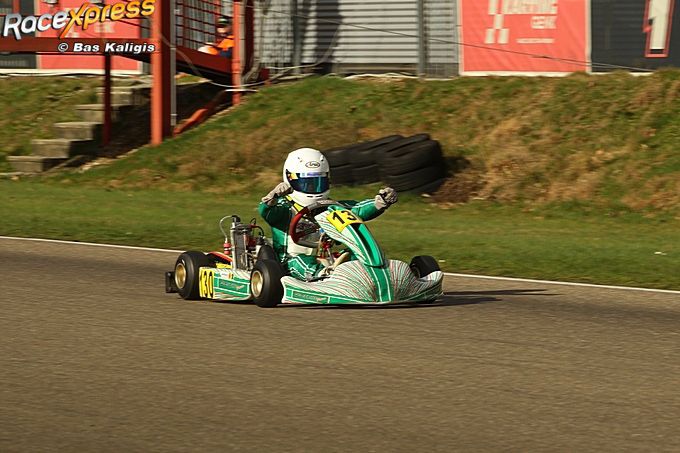 Vince Vanderhallen wint weer in Genk