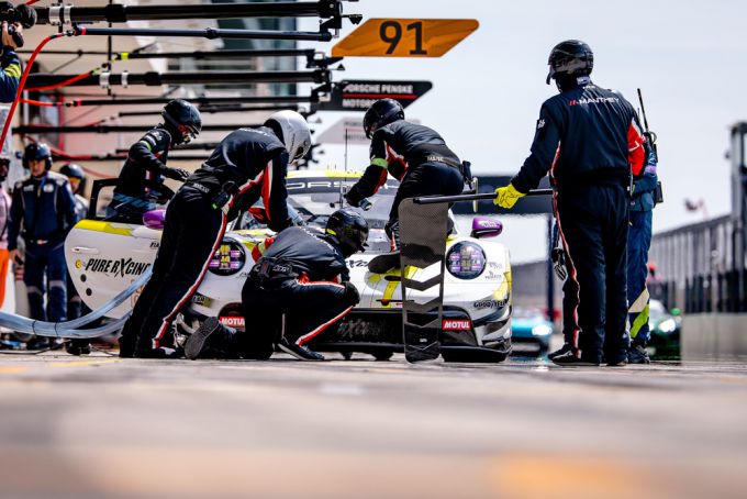 Porsche Penske Motorsport FIA WEC Qatar 1812kms Foto 17