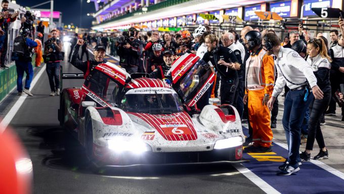 Porsche Penske Motorsport FIA WEC Qatar 1812kms Foto 2