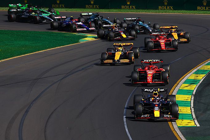 Max Verstappen start F1 Melbourne