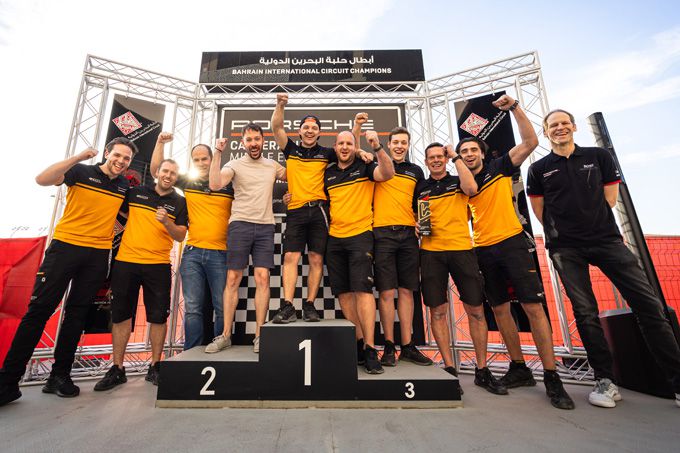 Sören Spreng en Team GP Elite kampioen Porsche Carrera Cup Middle East