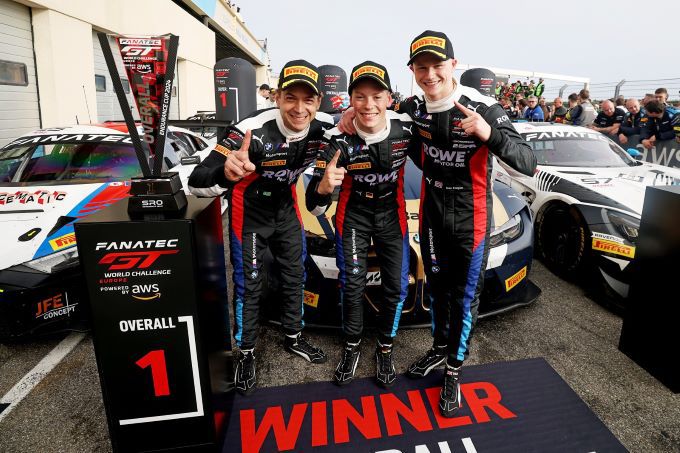 Fanatec GT World Challenge Europe Powered by AWS seizoen 2024 Circuit Paul Ricard ROWE_Racing_racewinnaar_Nr998_BMW_Farfus_Harper_Hesse Foto 2
