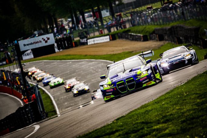 Fanatec GT World Challenge Europe Brands Hatch Foto 4 Nr46_Valentino_Rossi_BMW-WRT
