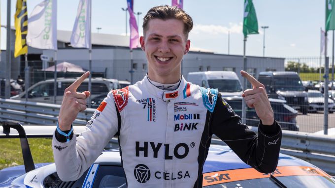 Porsche Sixt Carrera Cup Deutschland Race 3 en 4 Oschersleben Foto 7 Robert de Haan jongste racewinnaar ooit