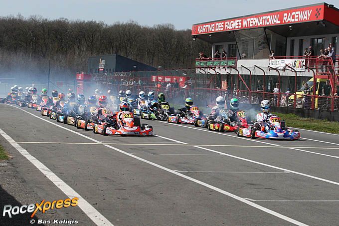 Grote startvelden bij de GK4 Kart Series