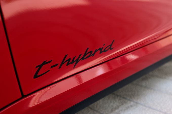 Nieuwe 911 en 911 GTS T-Hybrid met betere prestaties foto 8