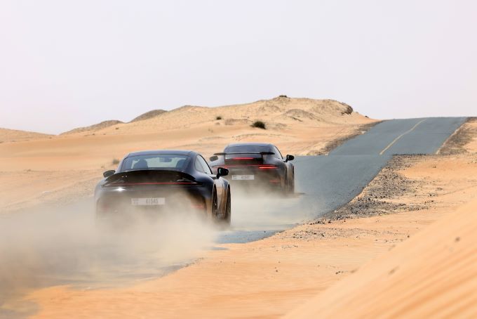 Eerste Porsche 911 met een hybride aandrijflijn Foto 5