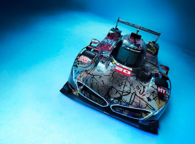 BMW M Hybrid V8-endurance Art Car by Julie Mehretu foto 8